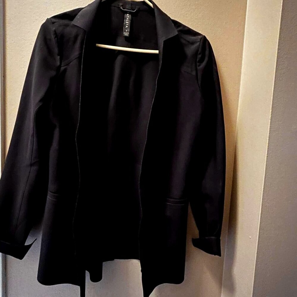 Athleta Blazer - Metro/Athleisure Look!